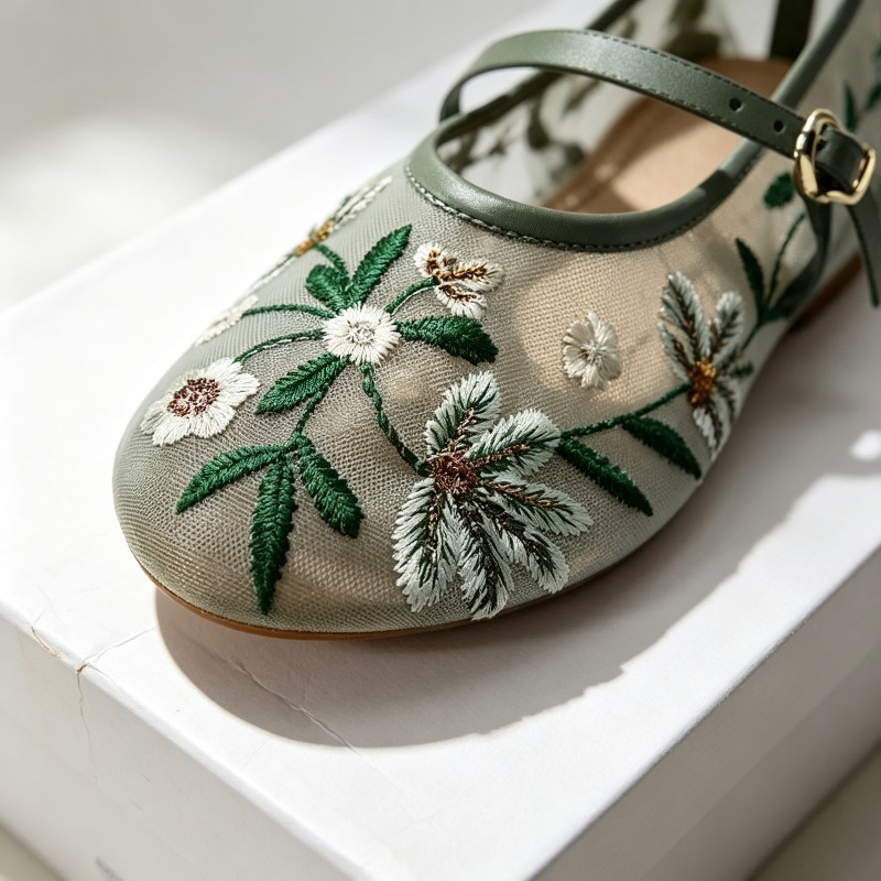 ตาข่ายปัก Leisure Ballet Flats - Ethnic Fashion Design บทวิจารณ์และราคา
