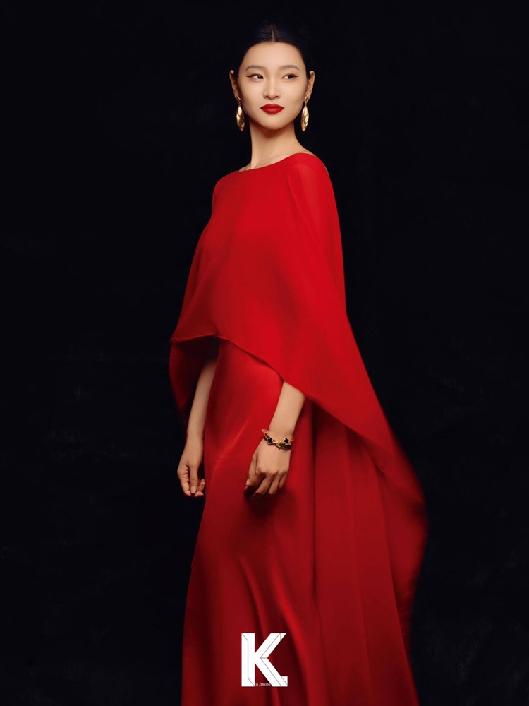 ชุดคอสตูมถ่ายภาพสตูดิโอแนวเรโท - New Ethnic Fashion บทวิจารณ์และราคา