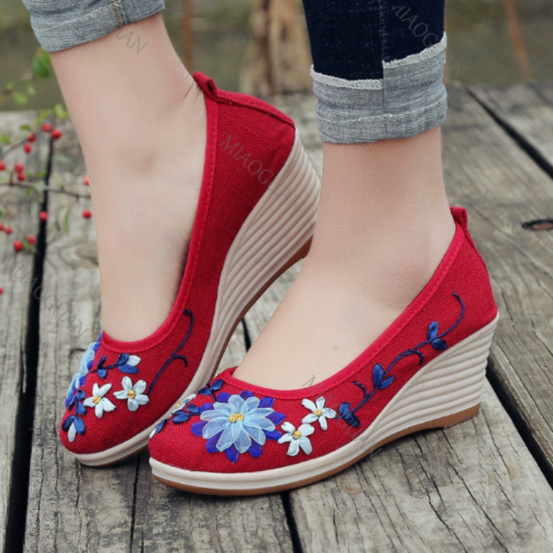 รองเท้าส้นเตารีดปักลายสำหรับผู - Ethnic Fashion Women บทวิจารณ์และราคา
