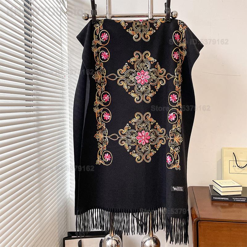 ผ้าคลุมไหล่พัชมีนาปักลายชาติพั - Go Ethnic Fashion บทวิจารณ์และราคา